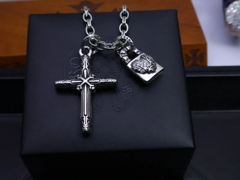 EyeCatching Chrome Hearts Necklaces 238014