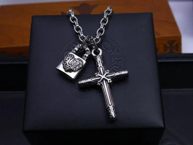 EyeCatching Chrome Hearts Necklaces 238014
