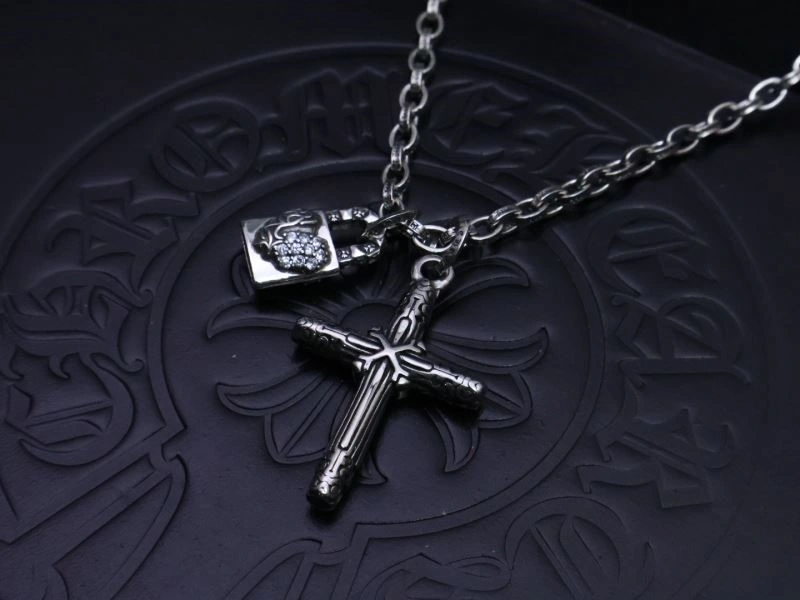 EyeCatching Chrome Hearts Necklaces 238014