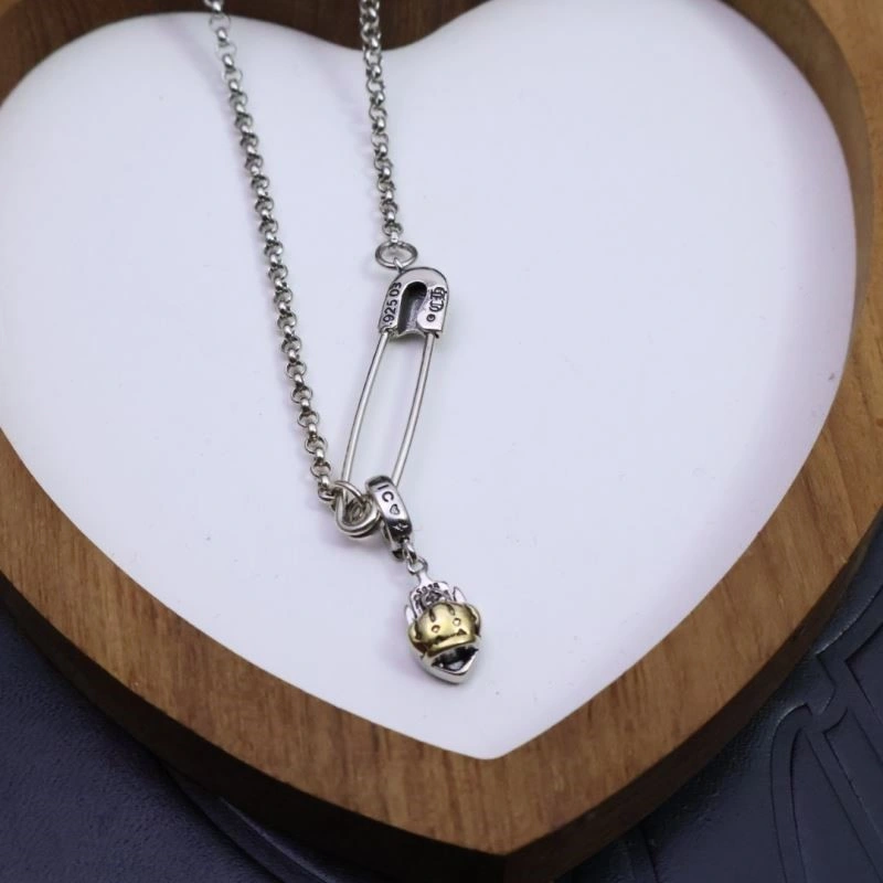 Snug Chrome Hearts Necklaces 238006