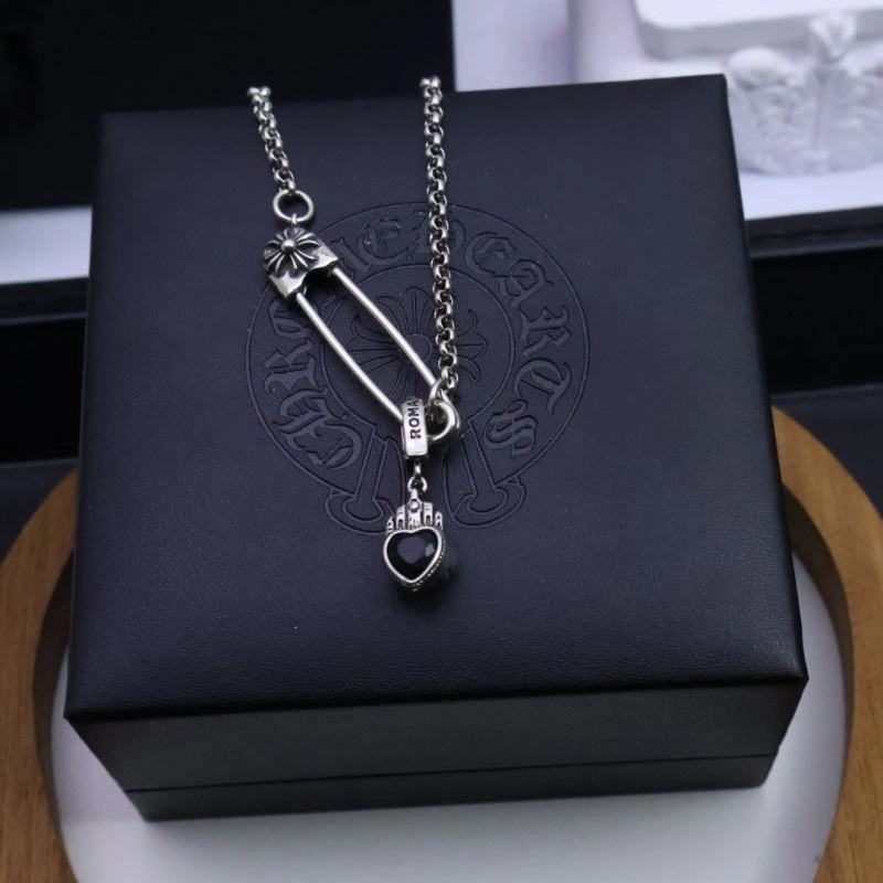 Snug Chrome Hearts Necklaces 238006