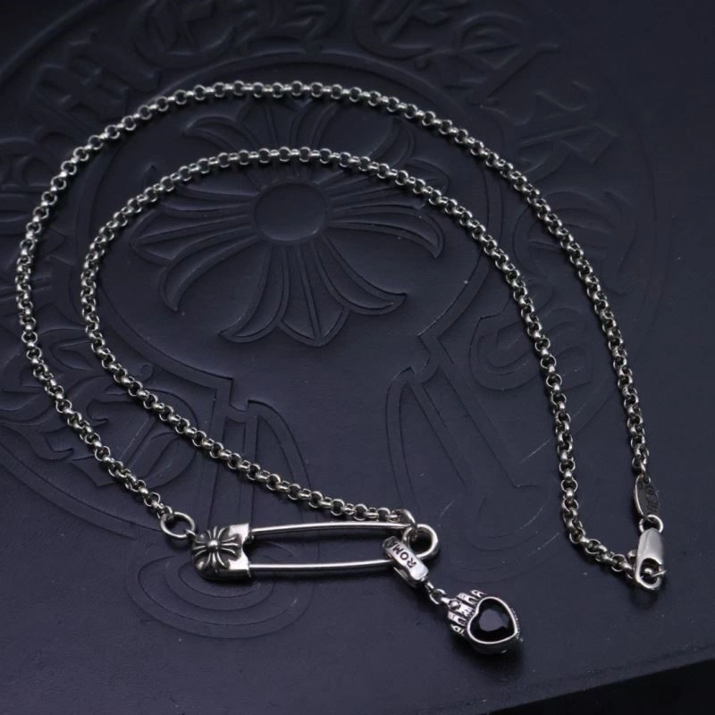 Snug Chrome Hearts Necklaces 238006