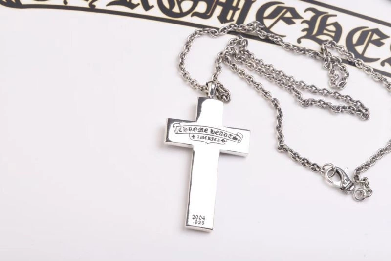 Breathable Chrome Hearts Necklaces 237986
