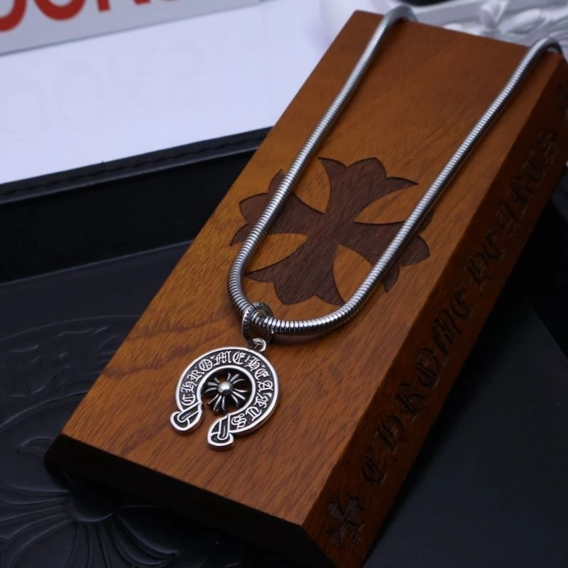 Packable Chrome Hearts Necklaces 238037