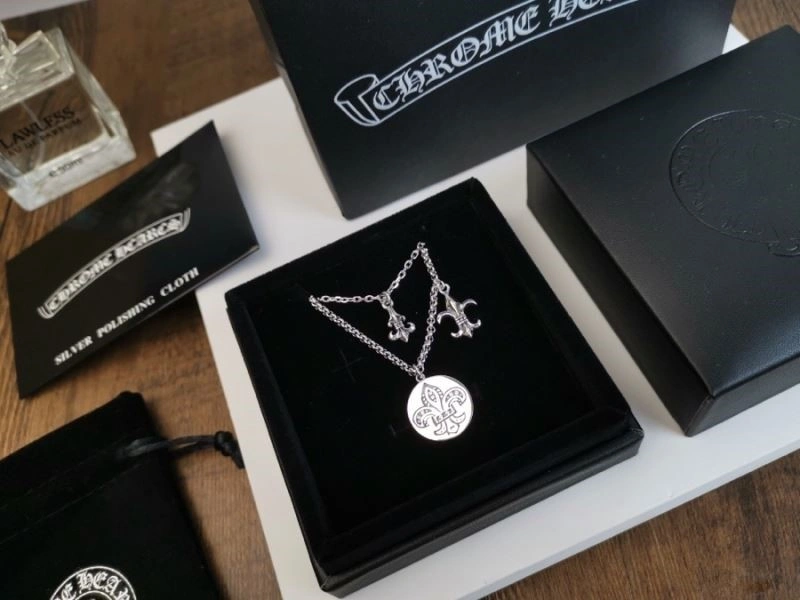 MoistureWicking Chrome Hearts Necklaces 237907