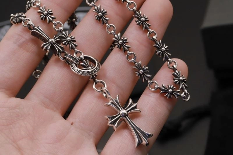 OdorResistant Chrome Hearts Necklaces 237931