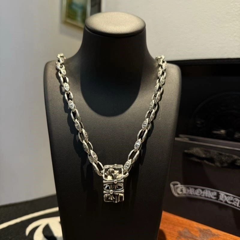 Chrome Hearts Necklaces FashionForward 237902