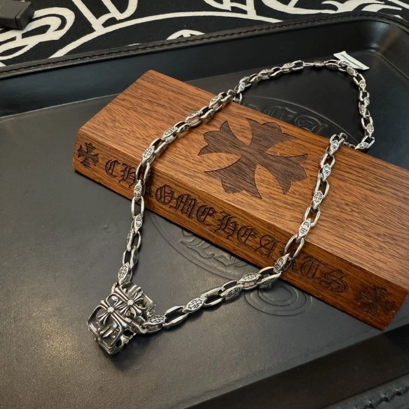 Chrome Hearts Necklaces FashionForward 237902