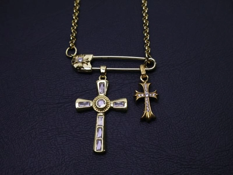 Vibrant Chrome Hearts Necklaces 237827