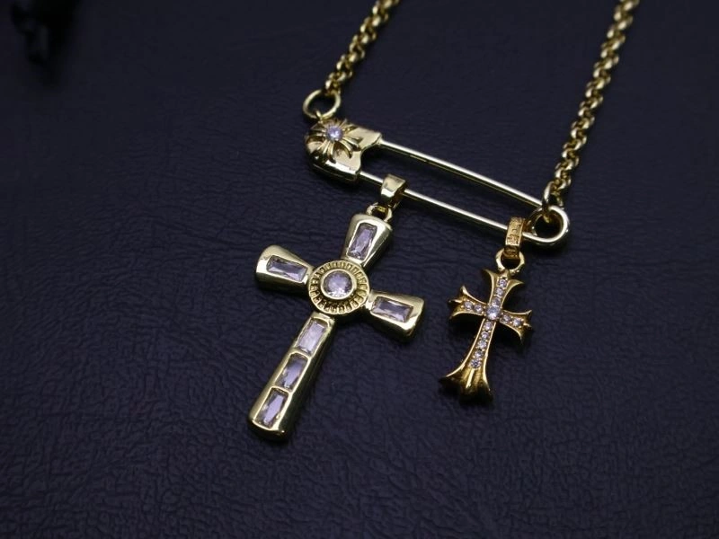 Vibrant Chrome Hearts Necklaces 237827