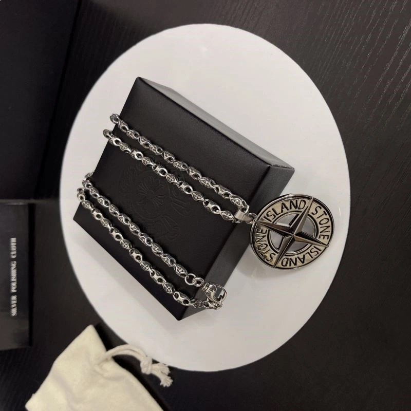 Affordable Chrome Hearts Necklaces 237813