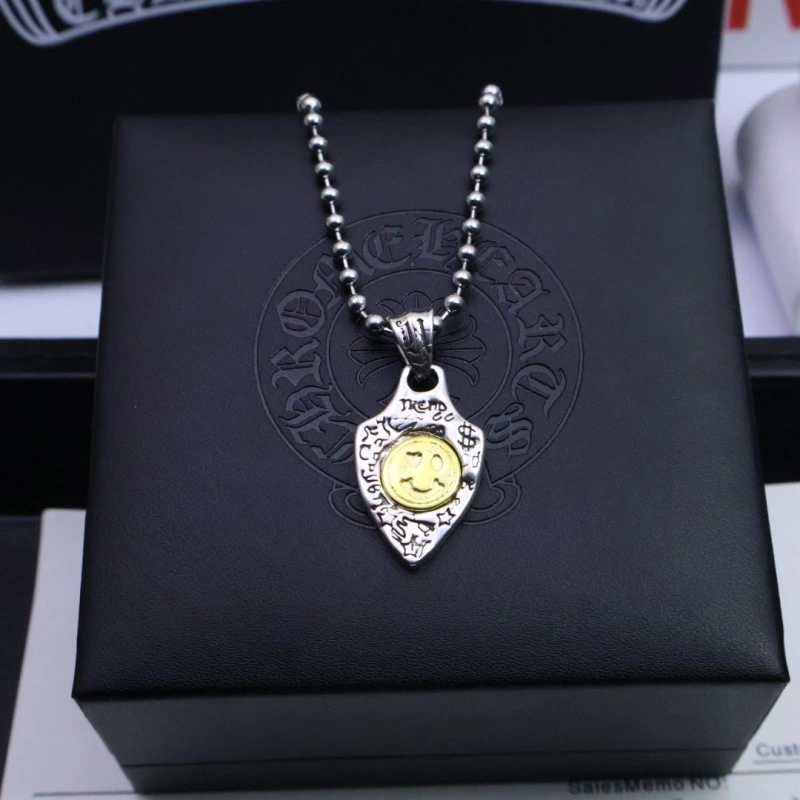 Sleek Chrome Hearts Necklaces 237759