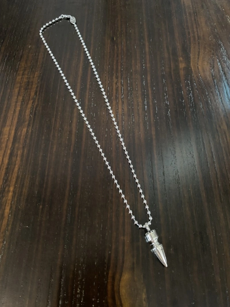 Thermal Chrome Hearts Necklaces 237732