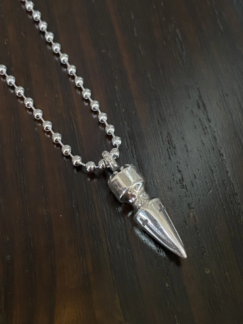 Thermal Chrome Hearts Necklaces 237732