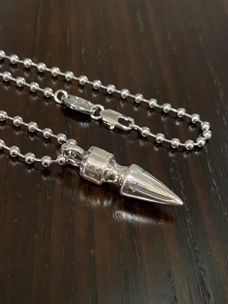 Thermal Chrome Hearts Necklaces 237732