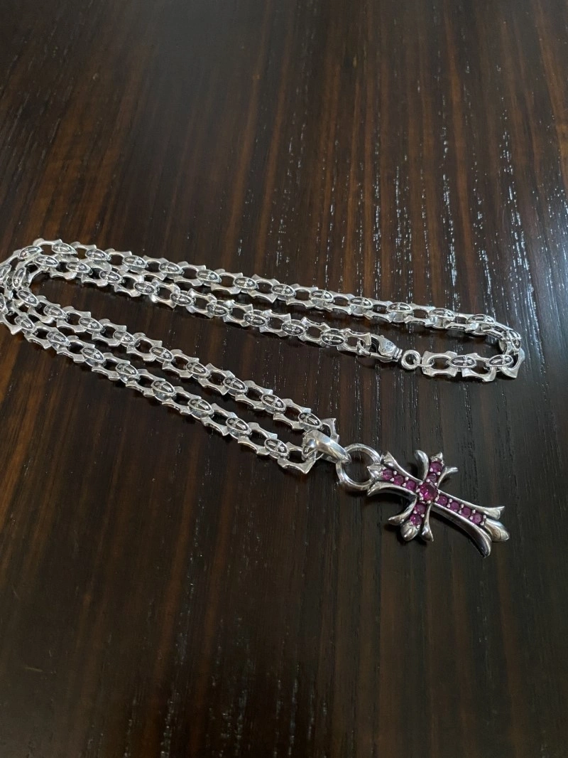 Thermal Chrome Hearts Necklaces 237717