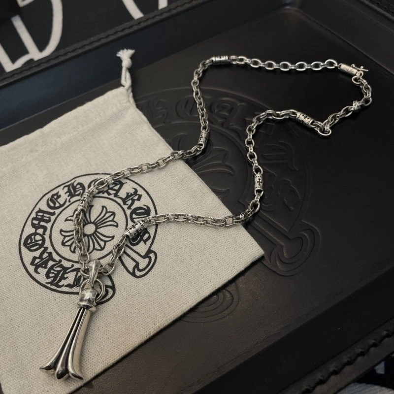 Snug Chrome Hearts Necklaces 237681