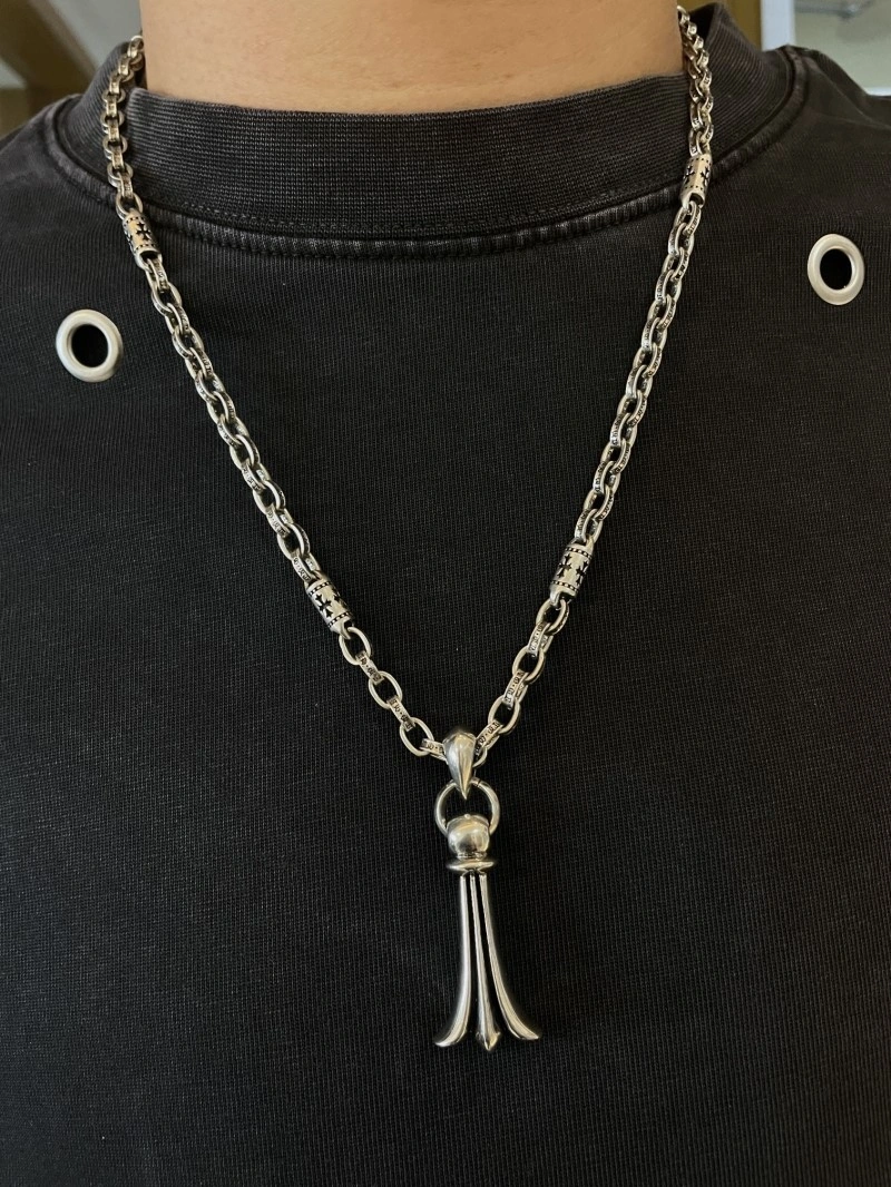 Snug Chrome Hearts Necklaces 237681