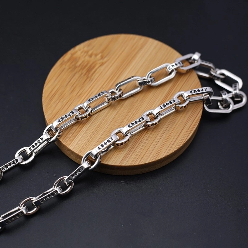 Sleek Chrome Hearts Necklaces 237644