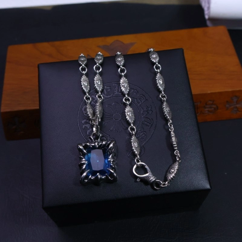 WellDesigned Chrome Hearts Necklaces 237637