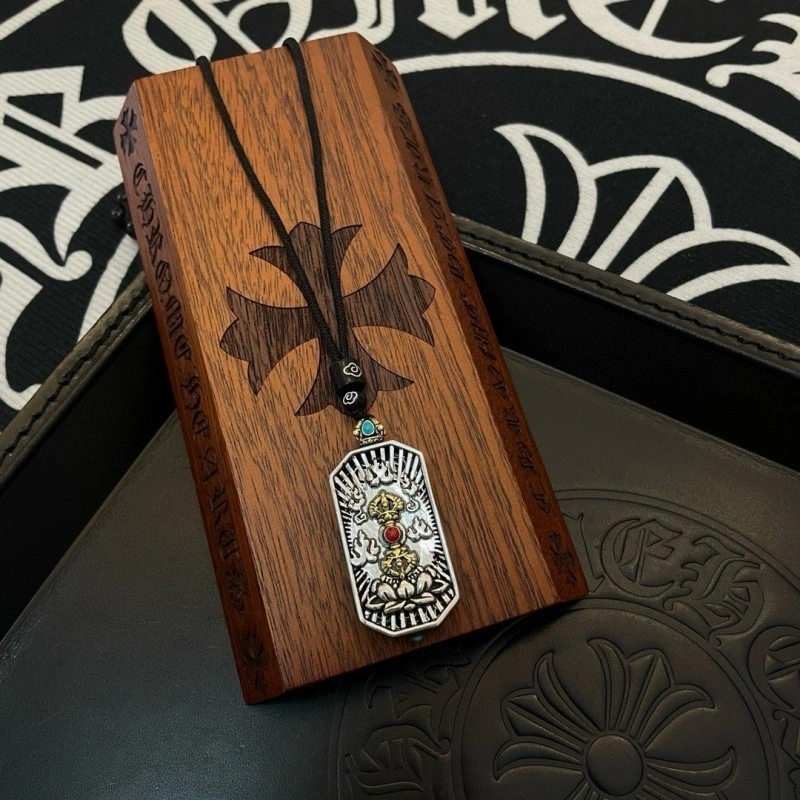Flexible Chrome Hearts Necklaces 237590