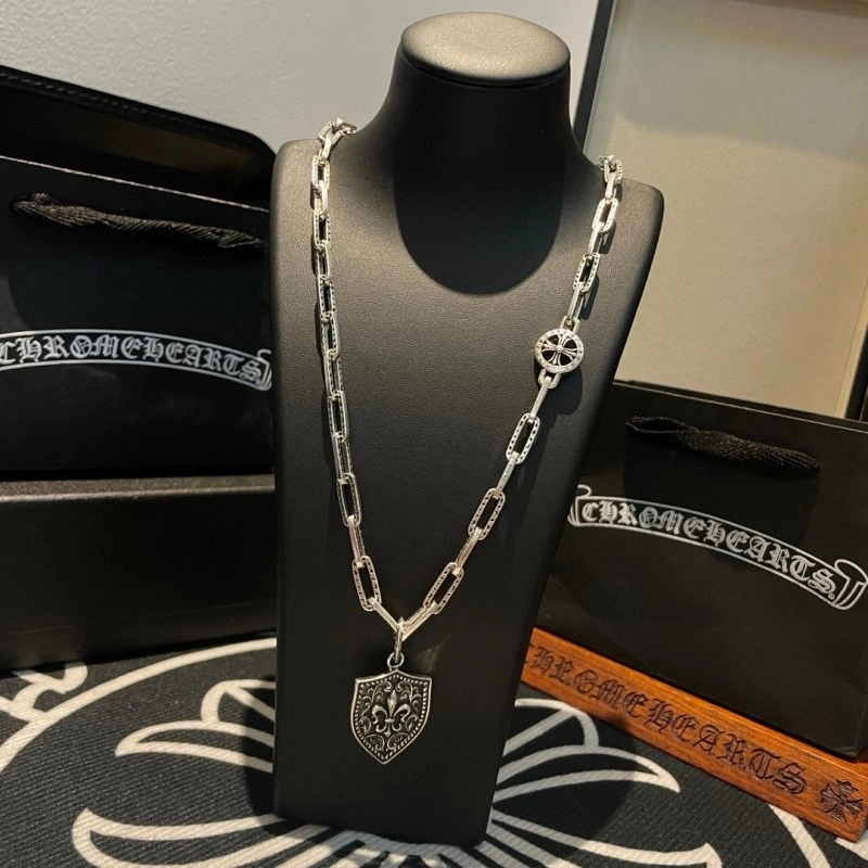 Chrome Hearts Necklaces Stylish 237602