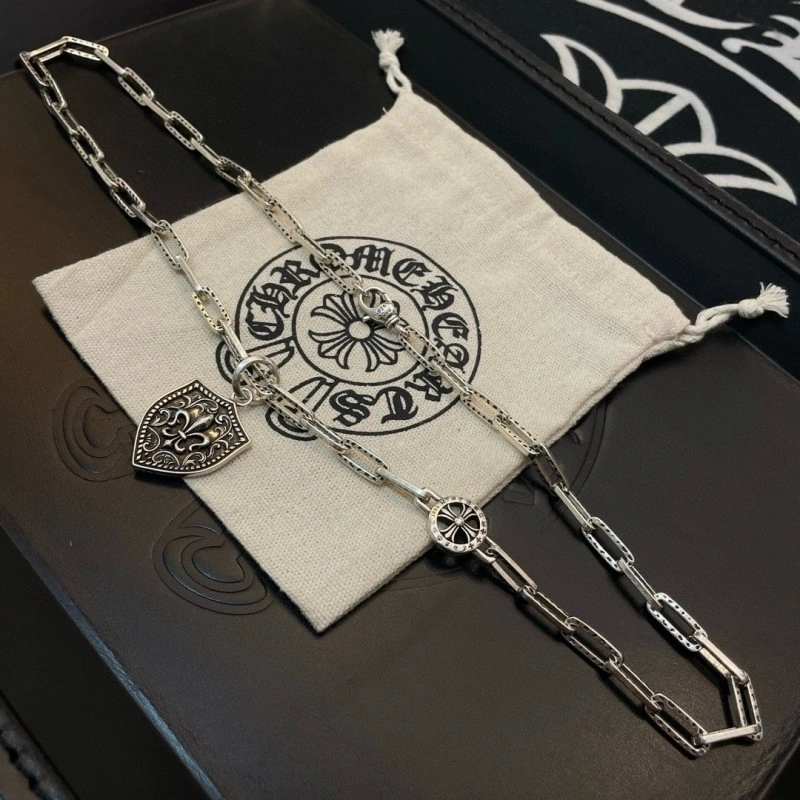 Chrome Hearts Necklaces Stylish 237602