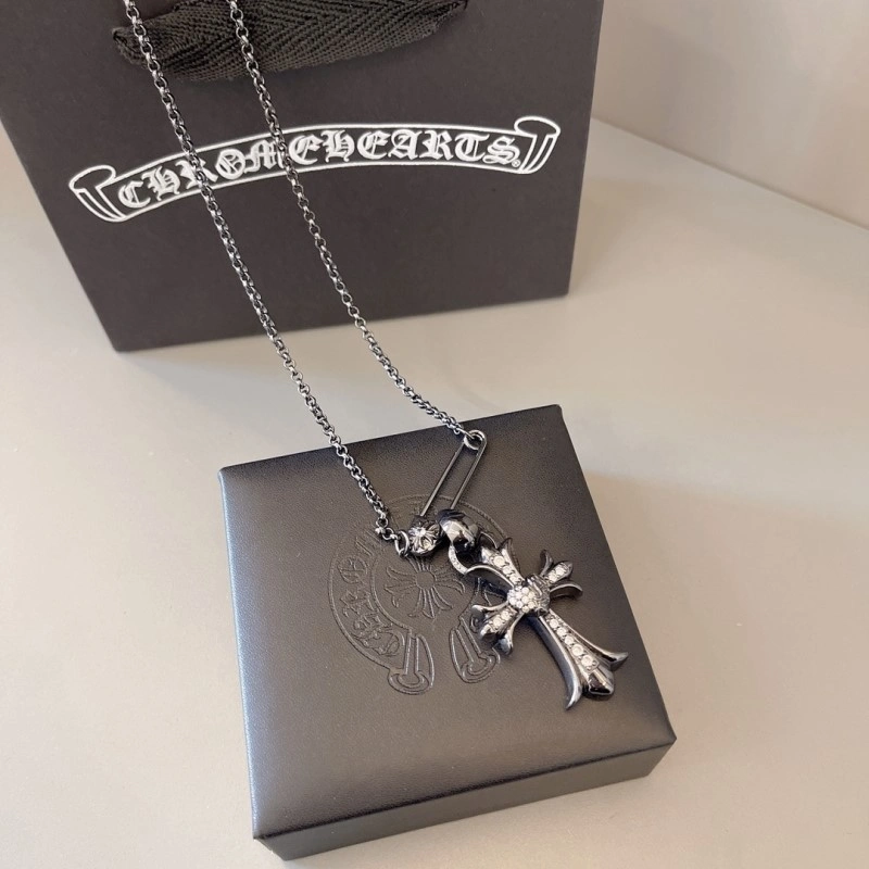 Modern Chrome Hearts Necklaces 237571