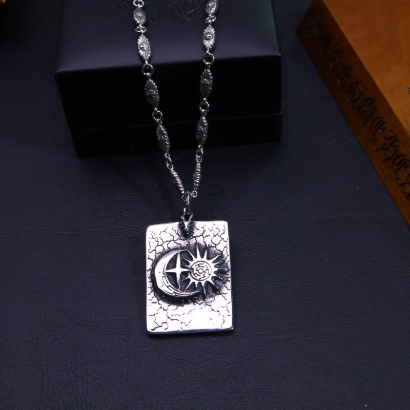Breathable Chrome Hearts Necklaces 237625