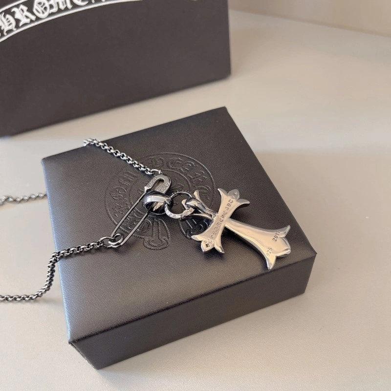 Unisex Chrome Hearts Necklaces 237608