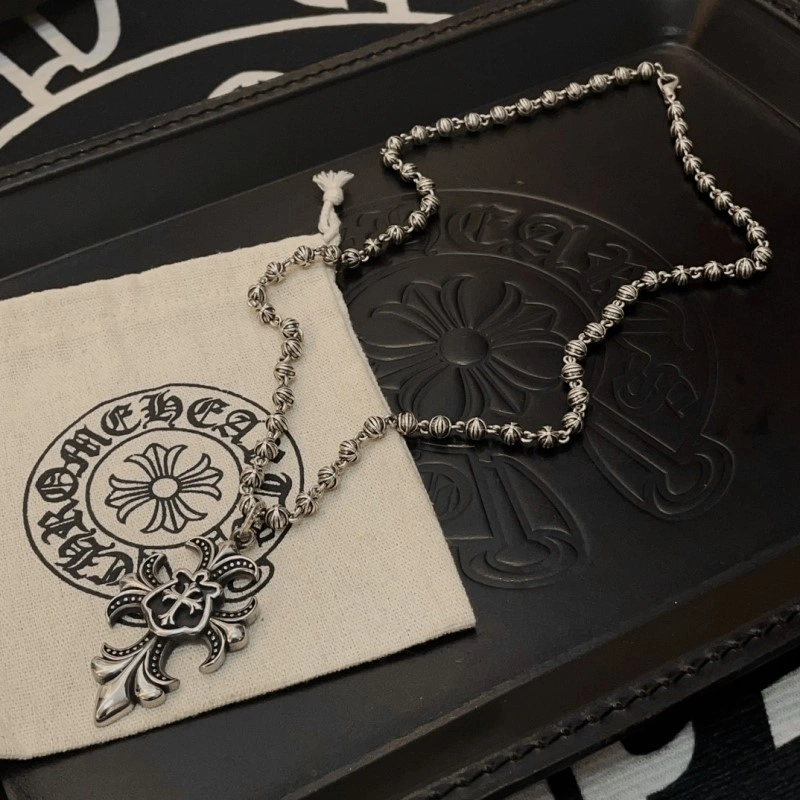 Snug Chrome Hearts Necklaces 237530