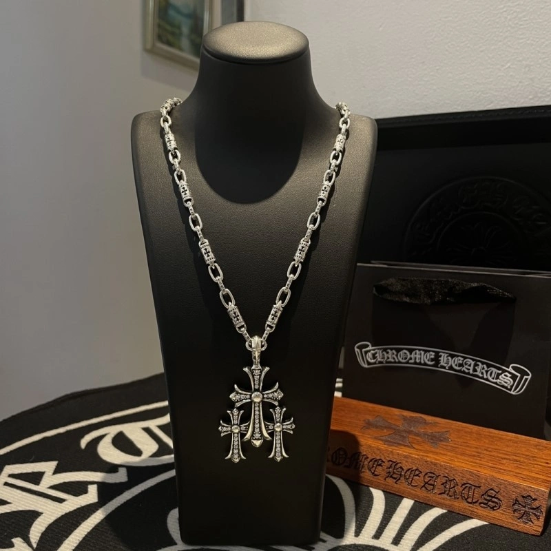 FashionForward Chrome Hearts Necklaces 237551