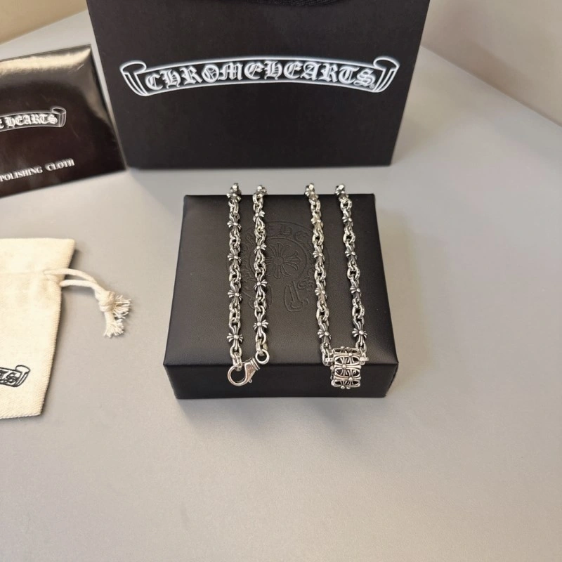 Compact Chrome Hearts Necklaces 237511