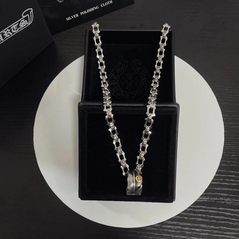 Cozy Chrome Hearts Necklaces 237037
