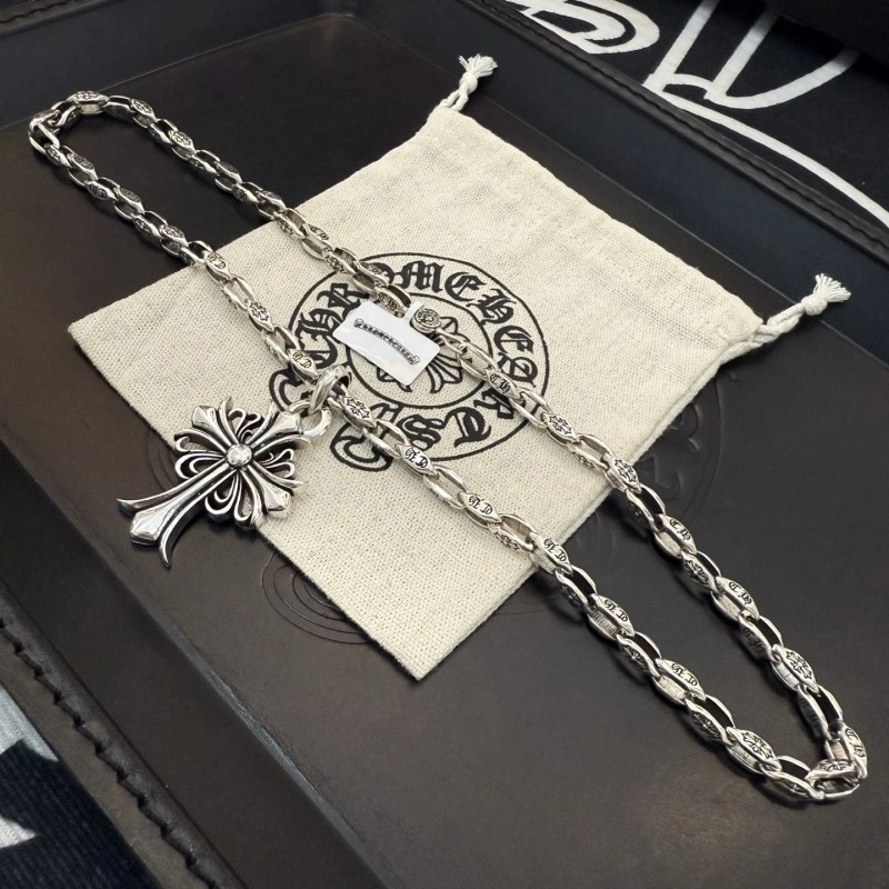 OdorResistant Chrome Hearts Necklaces 237042