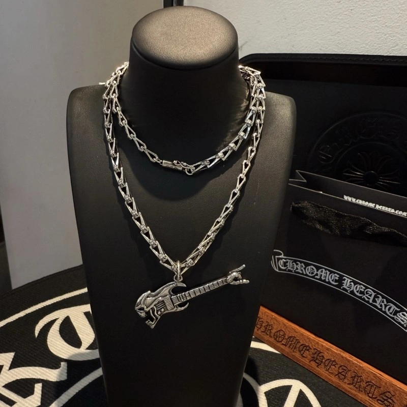 Fashionable Chrome Hearts Necklaces 237098