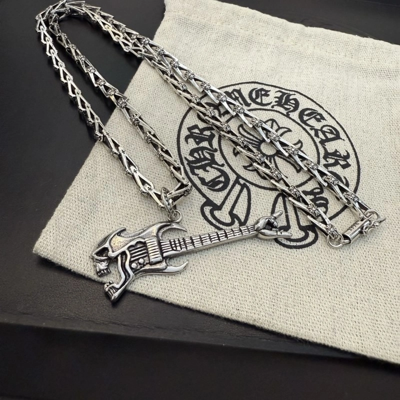 Fashionable Chrome Hearts Necklaces 237098