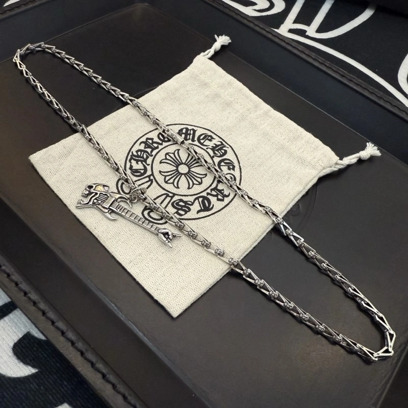 Fashionable Chrome Hearts Necklaces 237098