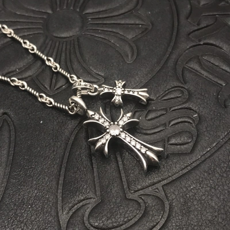 Breathable Chrome Hearts Necklaces 236981