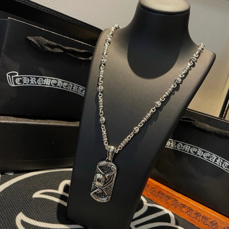 Sleek Chrome Hearts Necklaces 237043