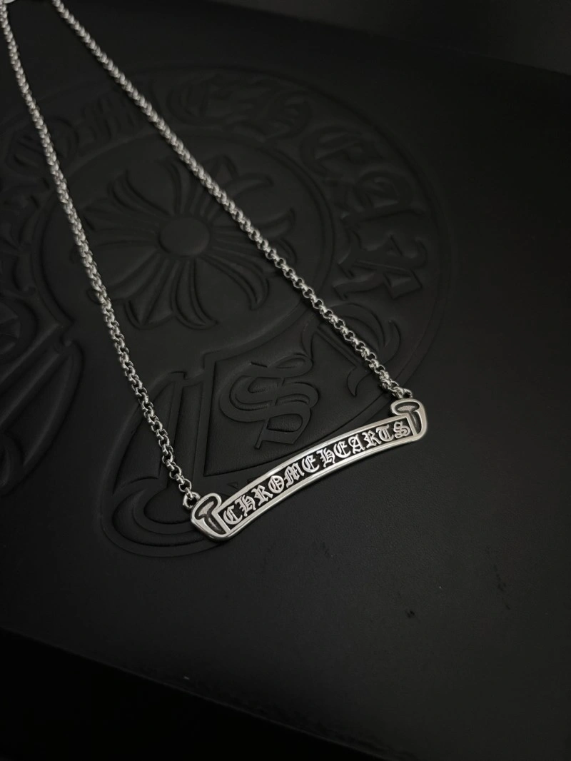 Cozy Chrome Hearts Necklaces 236931