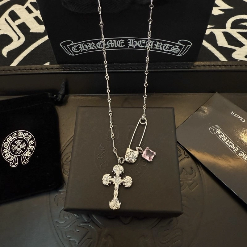 SmoothTexture Chrome Hearts Necklaces 236871