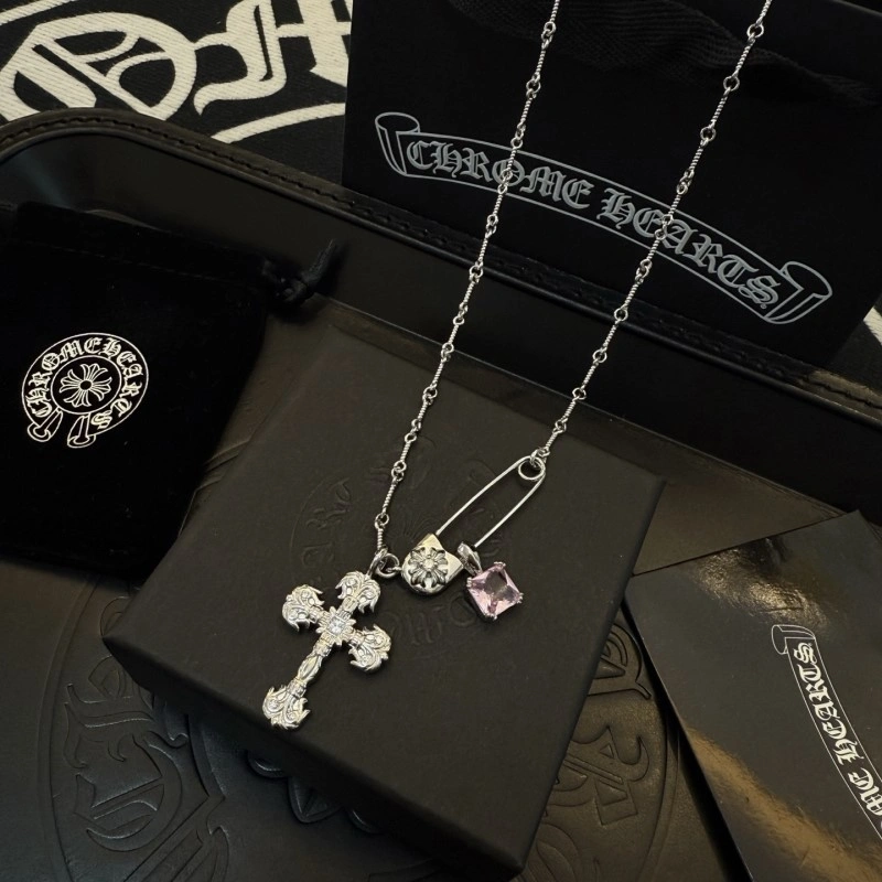 SmoothTexture Chrome Hearts Necklaces 236871