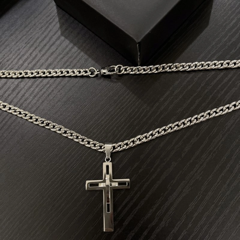 Sophisticated Chrome Hearts Necklaces 236857