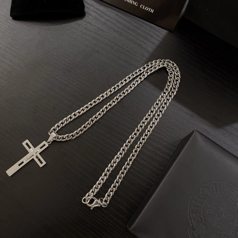 Sophisticated Chrome Hearts Necklaces 236857