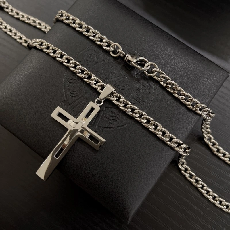 Sophisticated Chrome Hearts Necklaces 236857