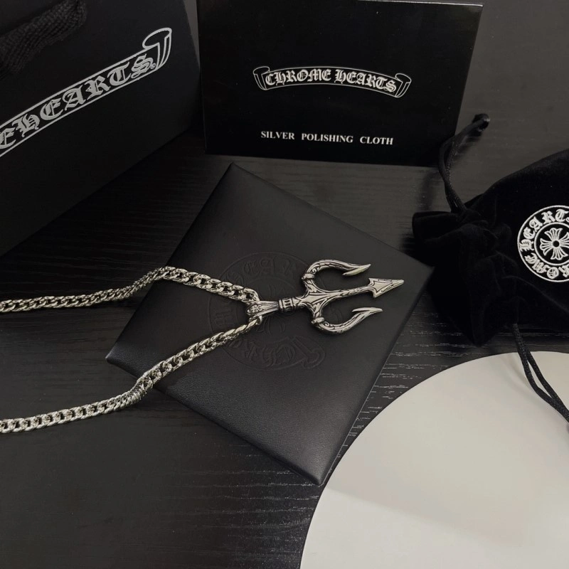 Classic Chrome Hearts Necklaces 236862