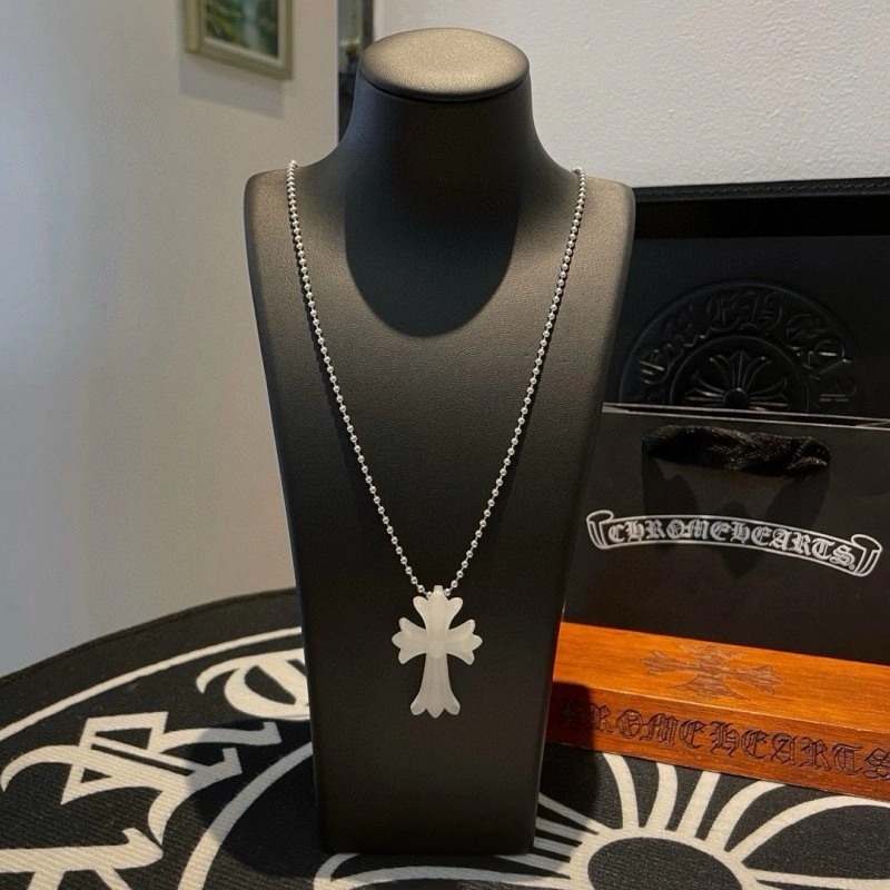 Lightweight Chrome Hearts Necklaces 236812