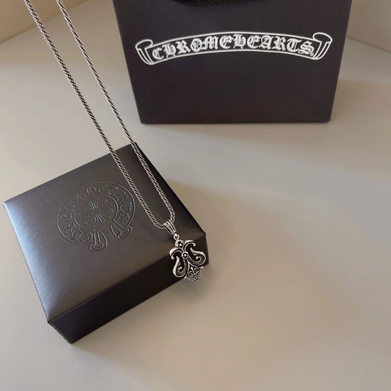 Flexible Chrome Hearts Necklaces 236795