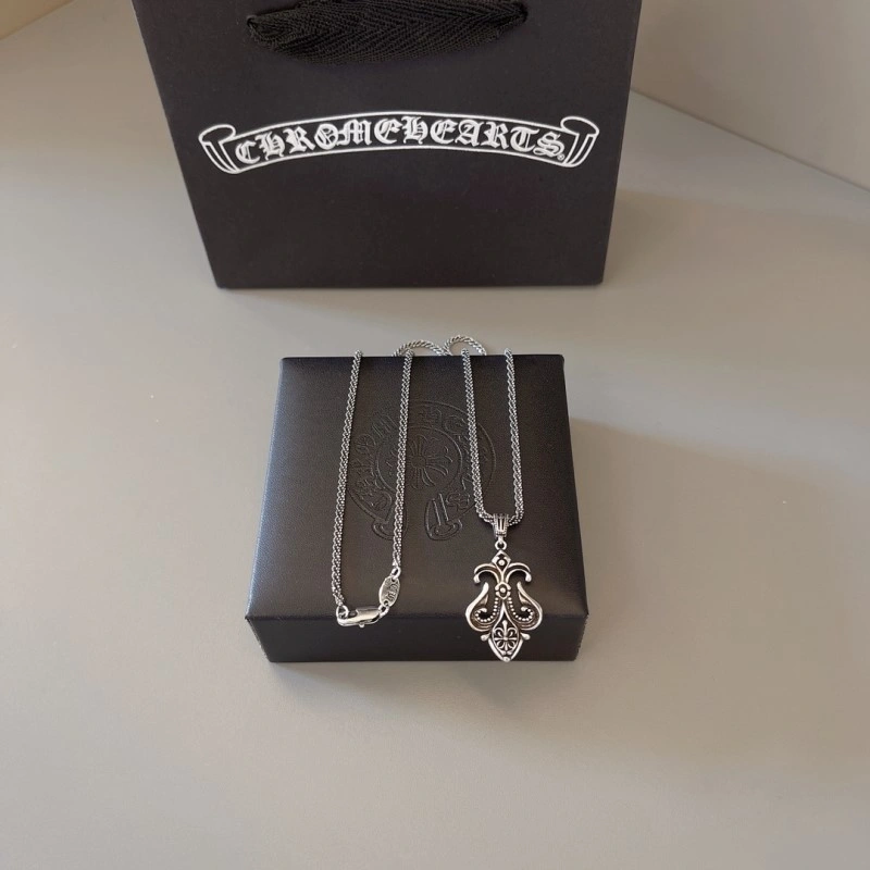 Flexible Chrome Hearts Necklaces 236795